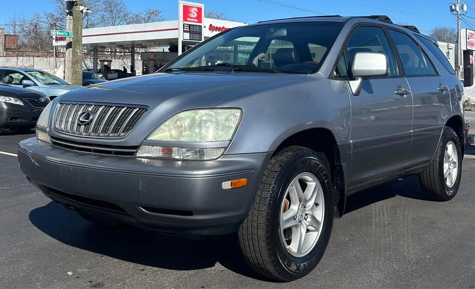 2003 Lexus RX 1st Gen - Image 3 of 16