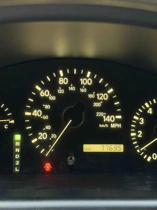 2003 Lexus RX 1st Gen - Image 6 of 12