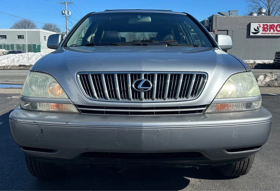 2003 Lexus RX 1st Gen - Image 2 of 16