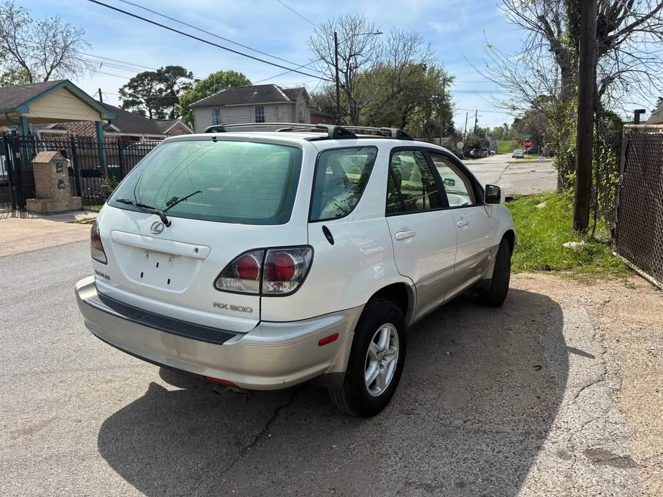2003 Lexus RX 1st Gen - Image 3 of 6