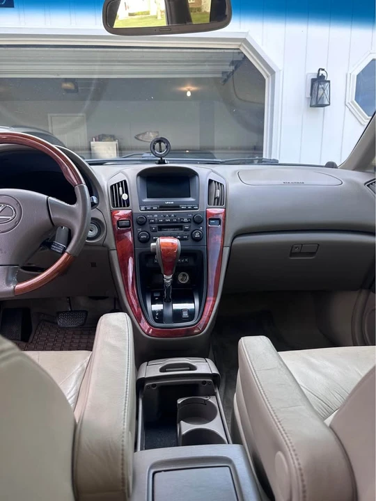 2003 Lexus RX 1st Gen - Image 6 of 8