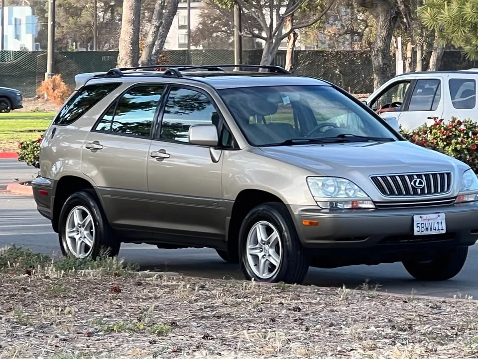 2003 Lexus RX 1st Gen - Image 5 of 17