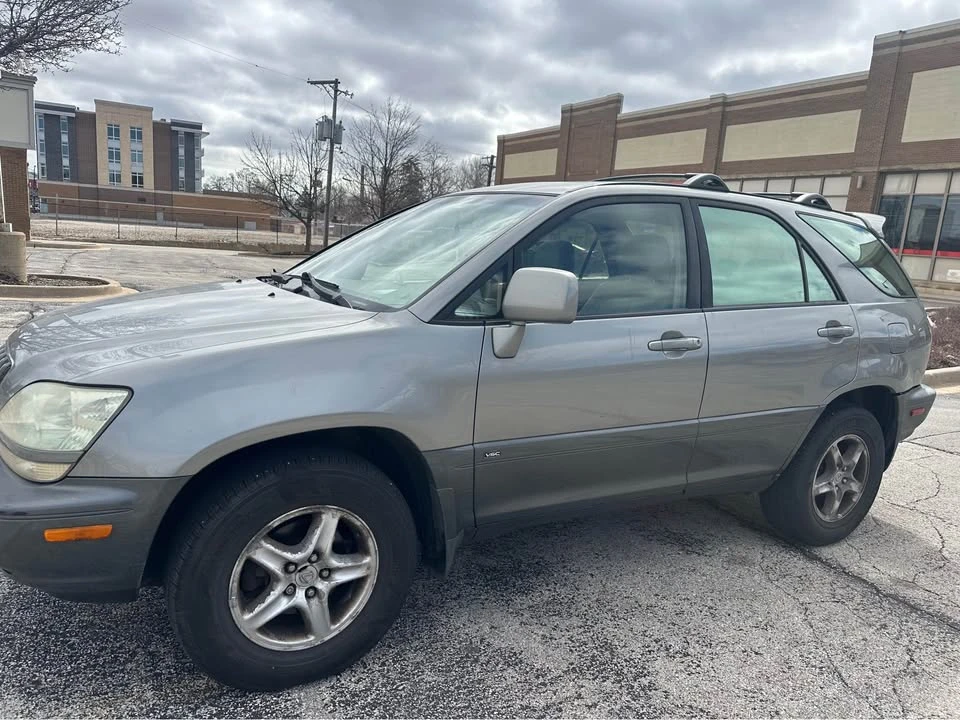 2003 Lexus RX 1st Gen - Image 5 of 6
