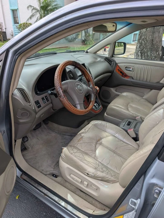 2003 Lexus RX 1st Gen - Image 5 of 7