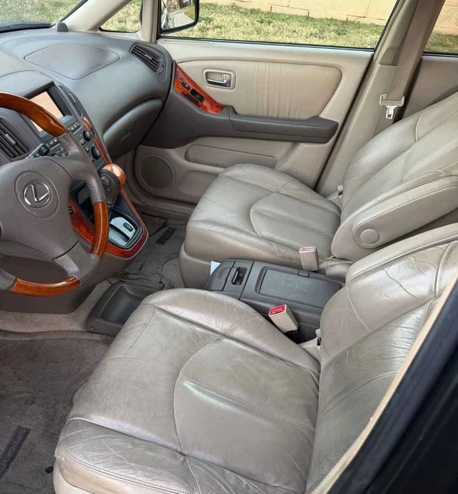 2003 Lexus RX 1st Gen - Image 3 of 5