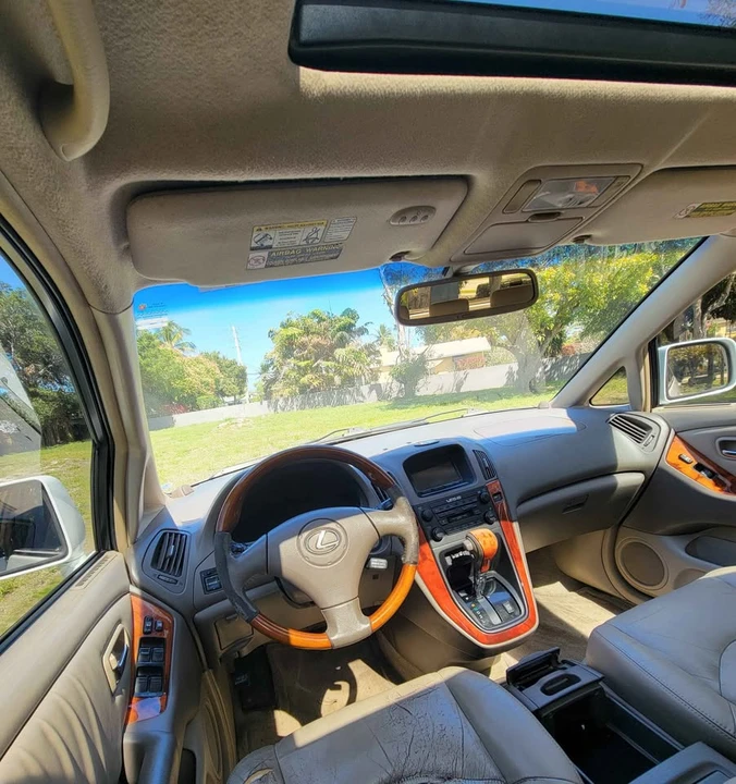 2003 Lexus RX 1st Gen - Image 14 of 15