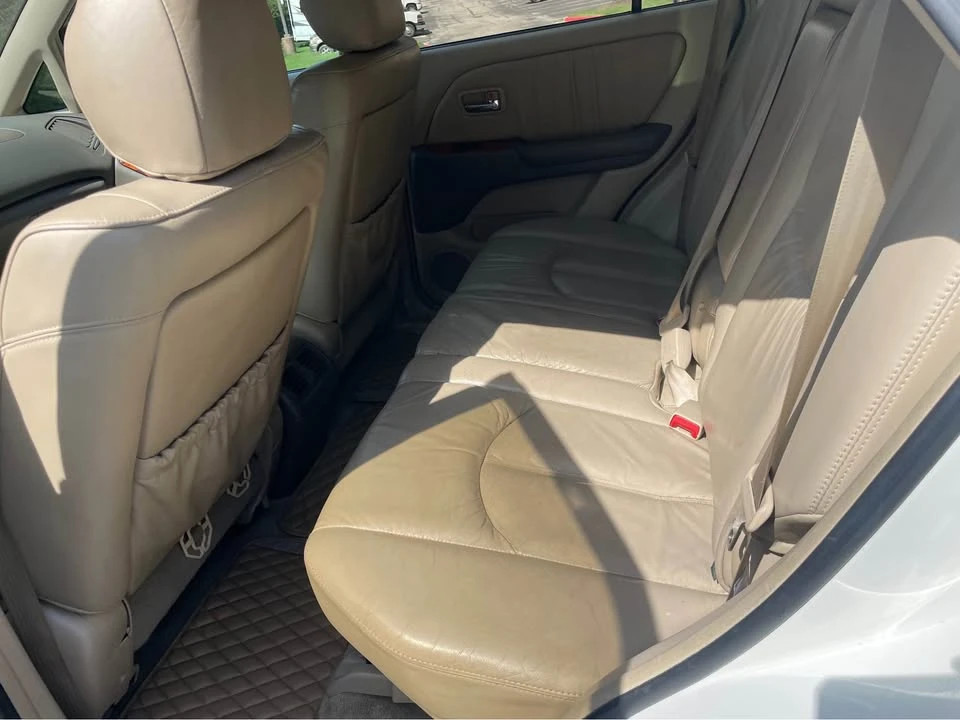 2003 Lexus RX 1st Gen - Image 6 of 7