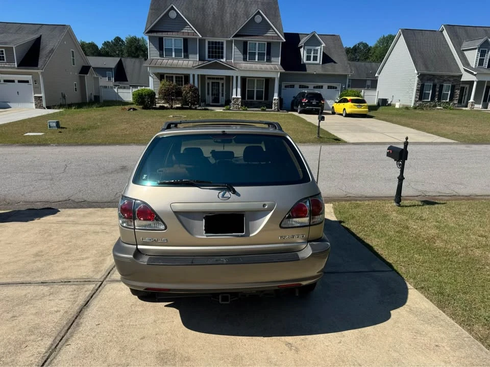 2003 Lexus RX 1st Gen - Image 7 of 13