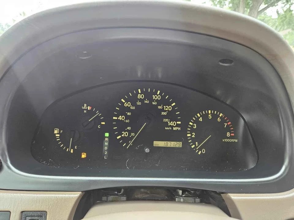 2003 Lexus RX 1st Gen - Image 13 of 13