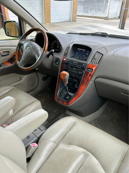 2003 Lexus RX 1st Gen - Image 5 of 8
