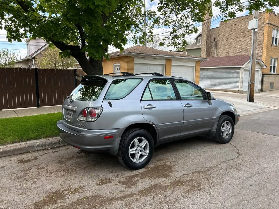 2003 Lexus RX 1st Gen - Image 3 of 8