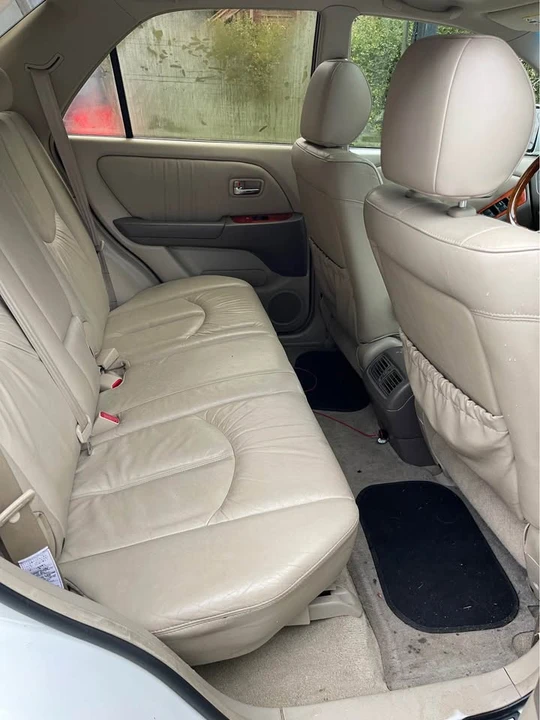 2003 Lexus RX 1st Gen - Image 4 of 5