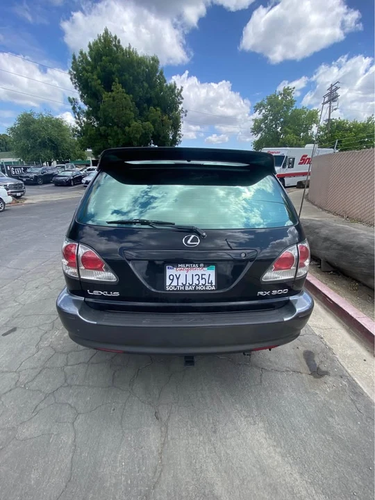 2003 Lexus RX 1st Gen - Image 7 of 13