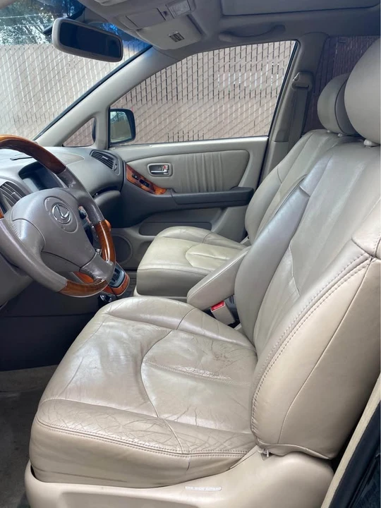 2003 Lexus RX 1st Gen - Image 9 of 13