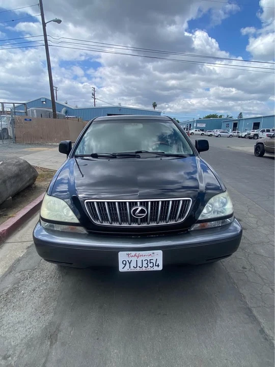 2003 Lexus RX 1st Gen - Image 3 of 13
