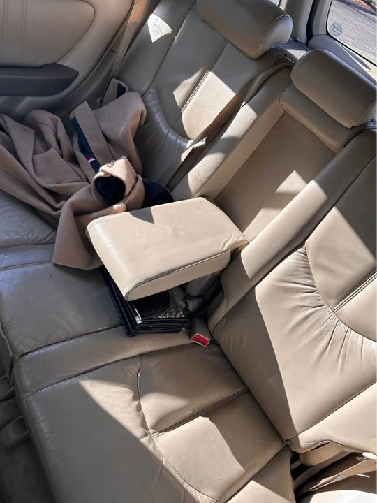 2003 Lexus RX 1st Gen - Image 9 of 14