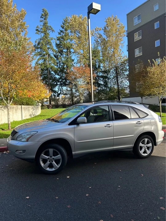 2003 Lexus RX 2nd Gen - Image 3 of 12
