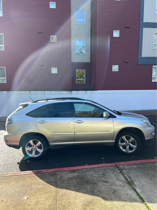 2003 Lexus RX 2nd Gen - Image 6 of 12