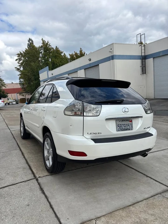 2003 Lexus RX 2nd Gen - Image 7 of 12