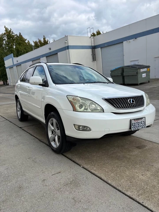 2003 Lexus RX 2nd Gen - Image 3 of 12