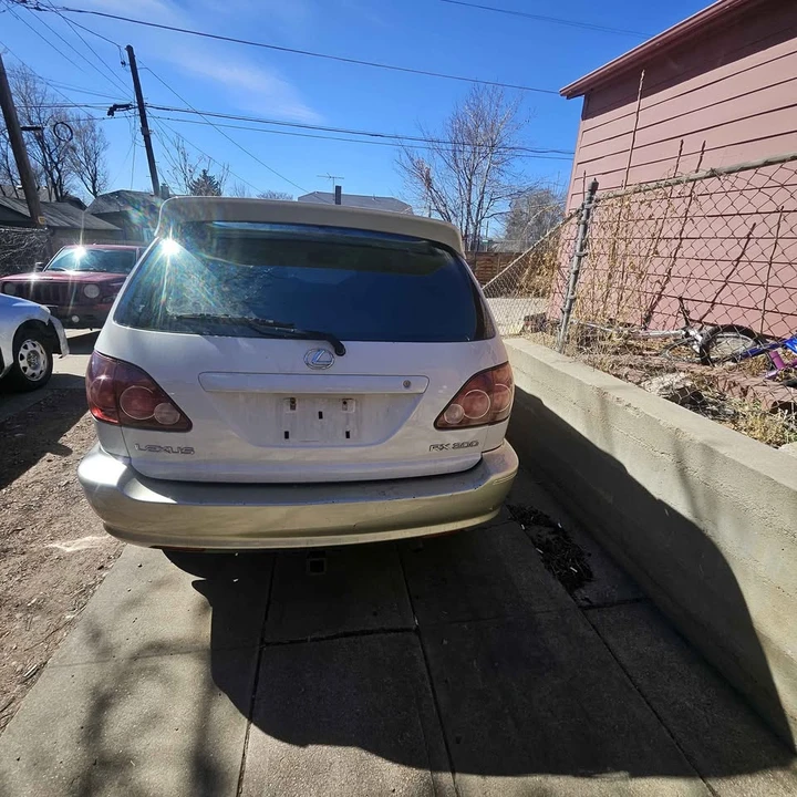 2003 Lexus RX 2nd Gen - Image 11 of 11