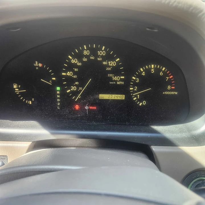 2003 Lexus RX 2nd Gen - Image 4 of 11