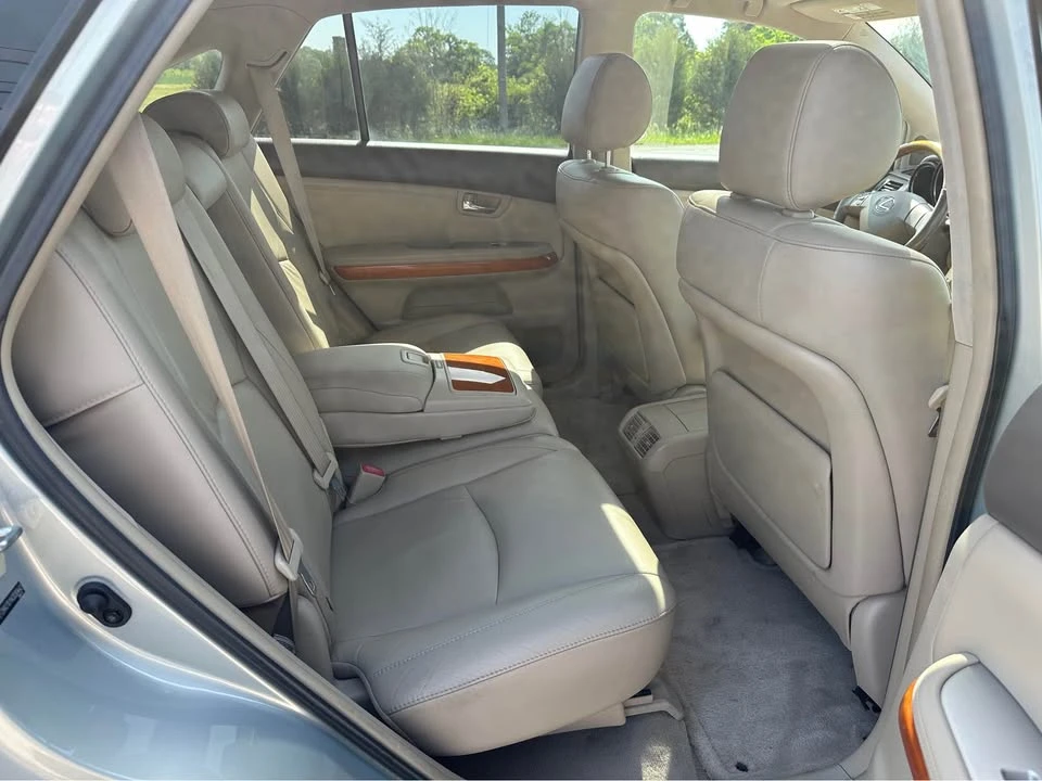 2003 Lexus RX 2nd Gen - Image 8 of 10