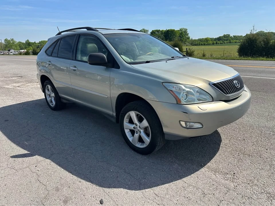 2003 Lexus RX 2nd Gen - Image 3 of 10