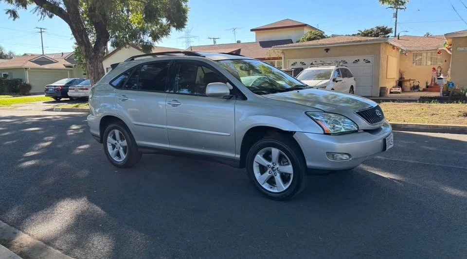 2003 Lexus RX 2nd Gen - Image 4 of 8