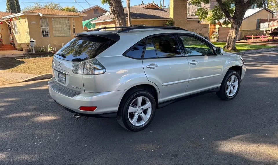 2003 Lexus RX 2nd Gen - Image 2 of 8