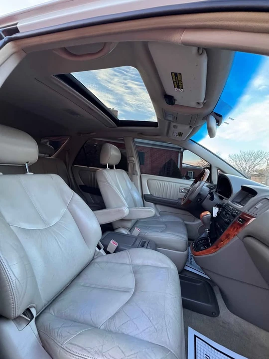 2003 Lexus RX 1st Gen - Image 15 of 18