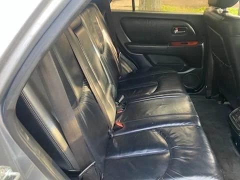 2003 Lexus RX 1st Gen - Image 10 of 13