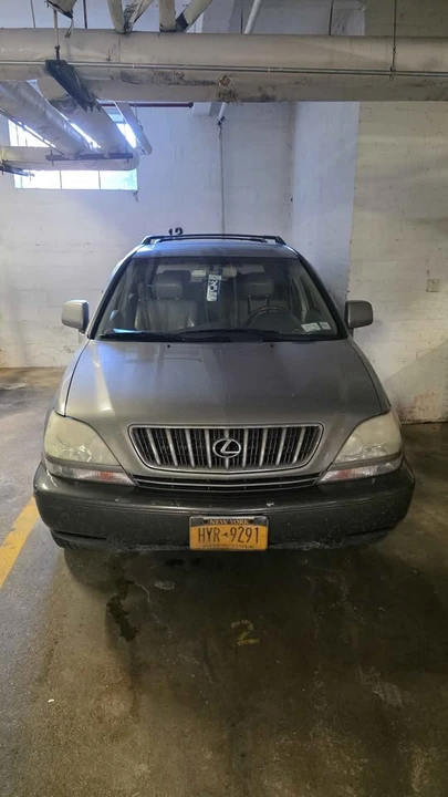 2003 Lexus RX 1st Gen - Image 2 of 5