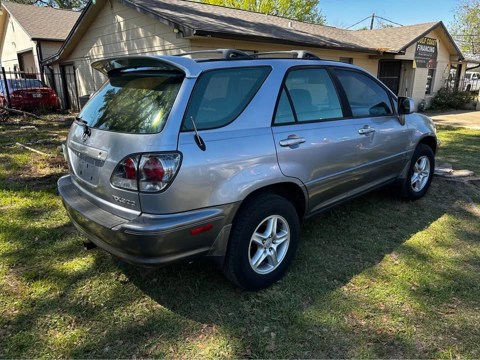 2003 Lexus RX 1st Gen - Image 5 of 17