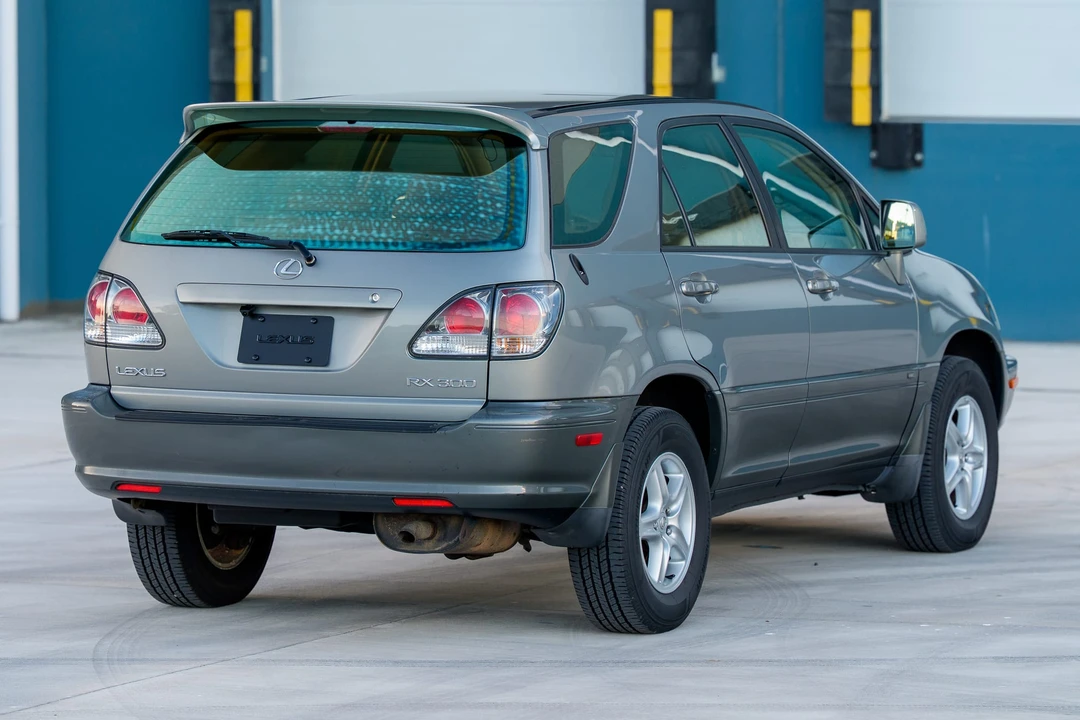 2003 Lexus RX 1st Gen - Image 29 of 31