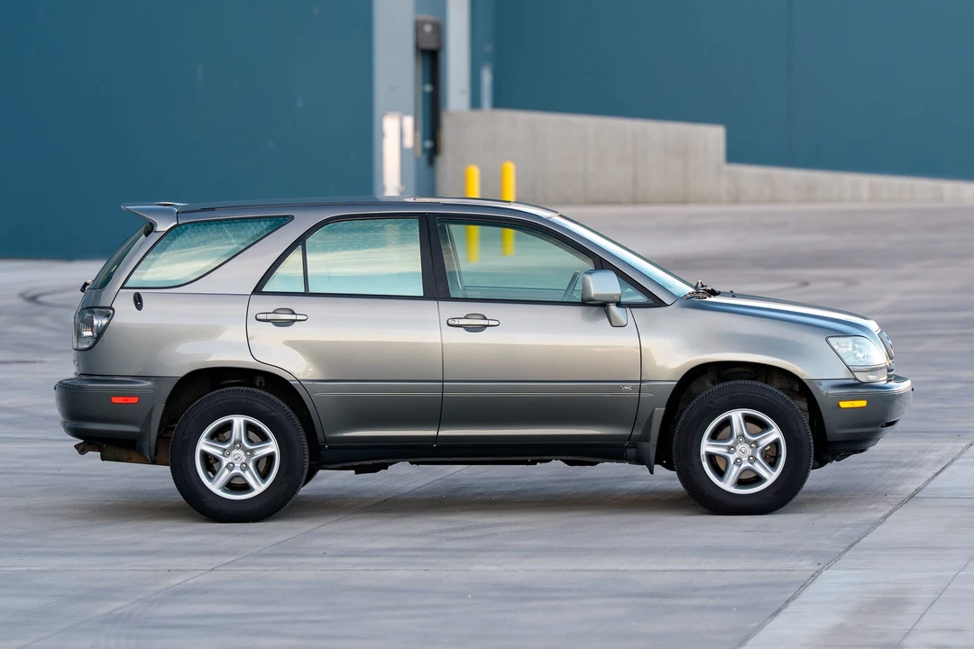 2003 Lexus RX 1st Gen - Image 24 of 31