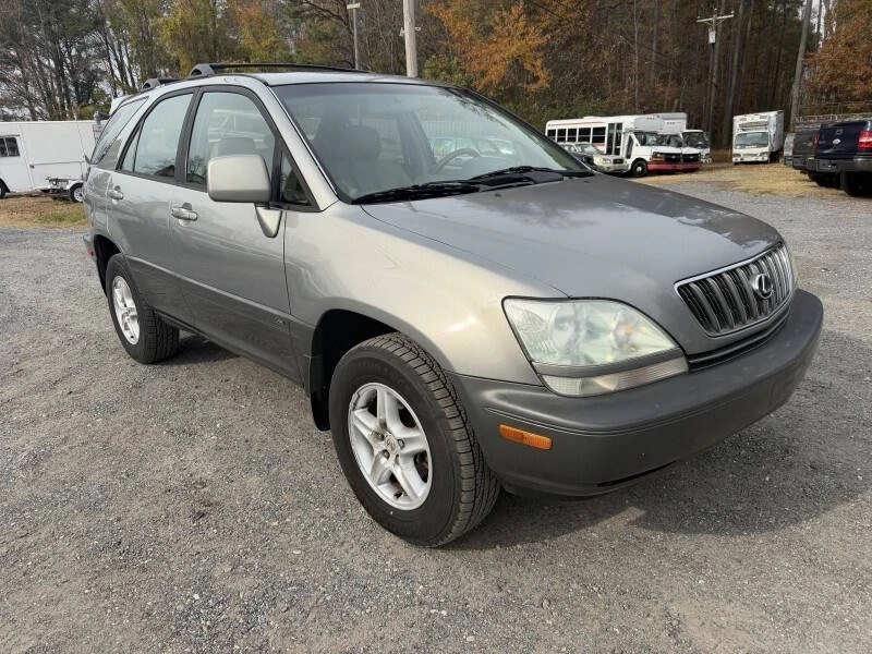 2003 Lexus RX 1st Gen - Image 5 of 12