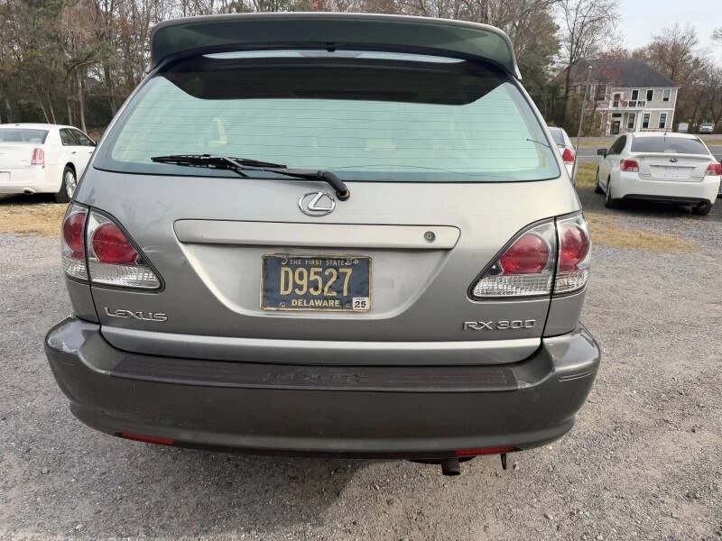 2003 Lexus RX 1st Gen - Image 8 of 12
