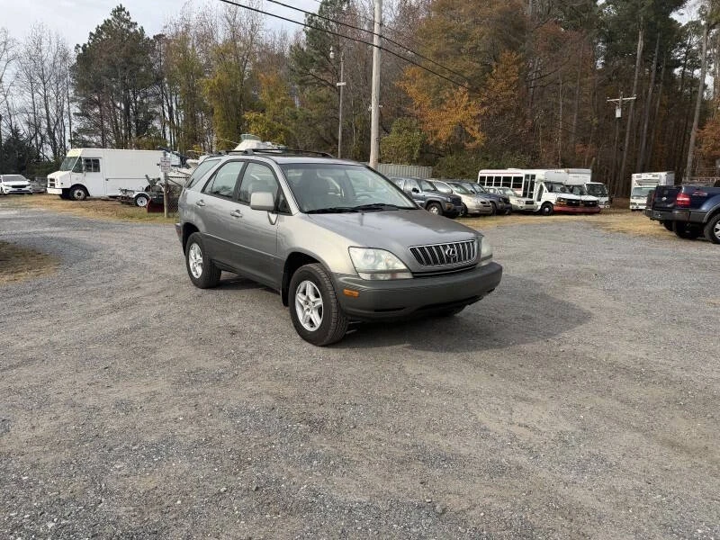 2003 Lexus RX 1st Gen - Image 4 of 12