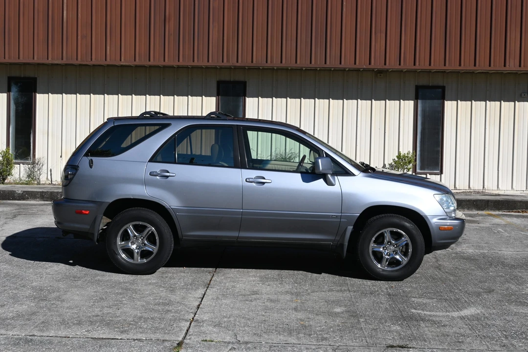 2003 Lexus RX 1st Gen - Image 24 of 31