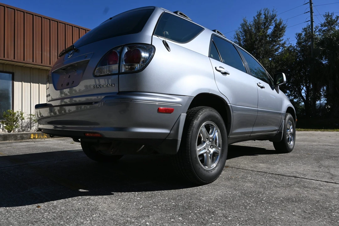 2003 Lexus RX 1st Gen - Image 20 of 31