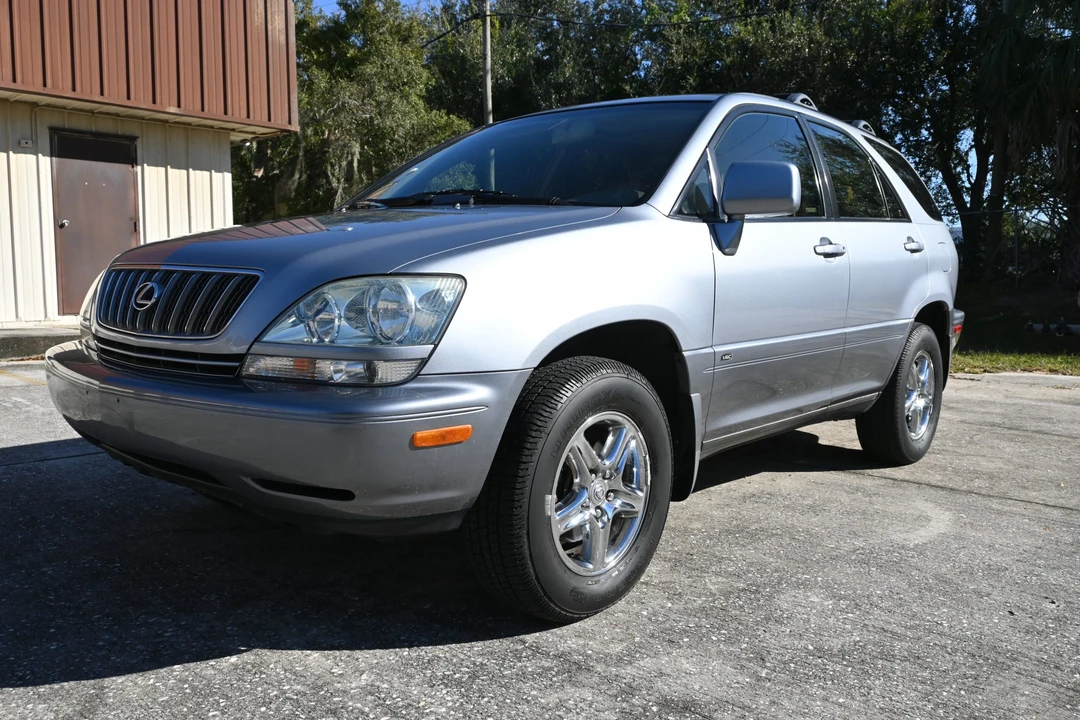2003 Lexus RX 1st Gen - Image 6 of 31