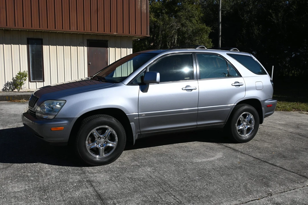 2003 Lexus RX 1st Gen - Image 10 of 31
