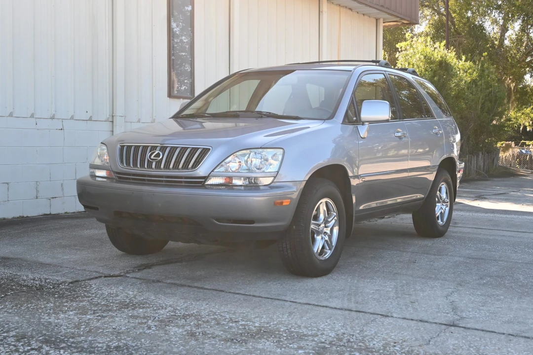 2003 Lexus RX 1st Gen - Image 5 of 31