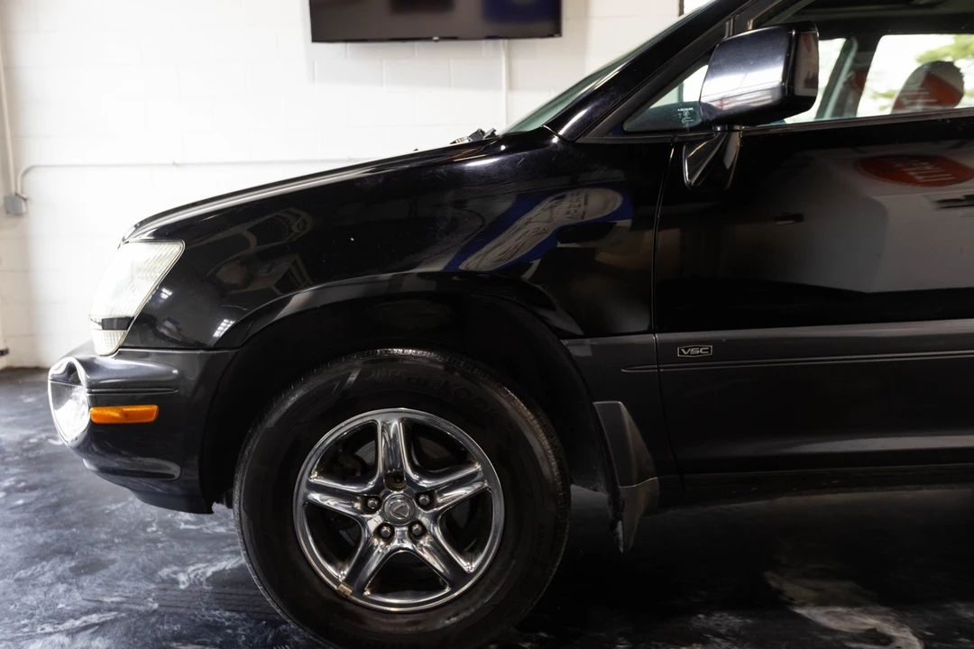 2003 Lexus RX 1st Gen - Image 4 of 21