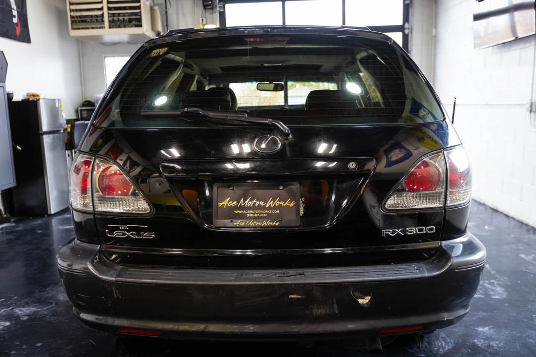2003 Lexus RX 1st Gen - Image 9 of 21