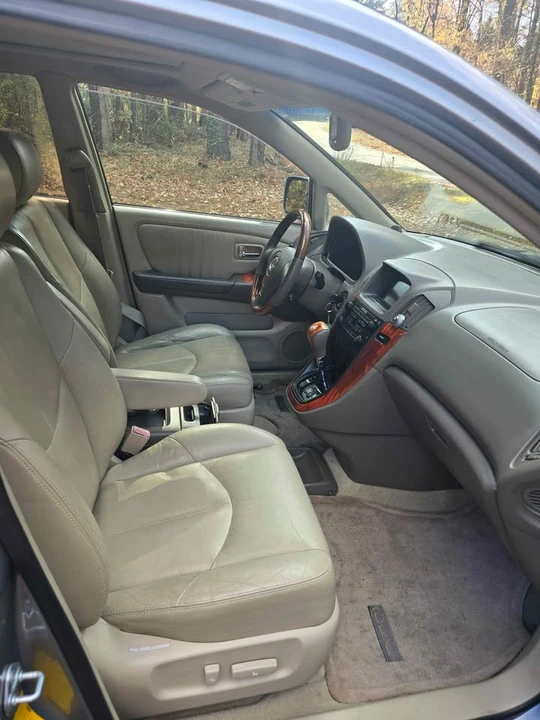 2003 Lexus RX 1st Gen - Image 10 of 10