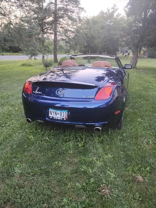 2003 Lexus SC430 - Image 3 of 11