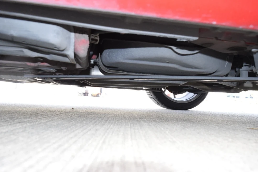 2003 Lexus SC430 - Image 15 of 21