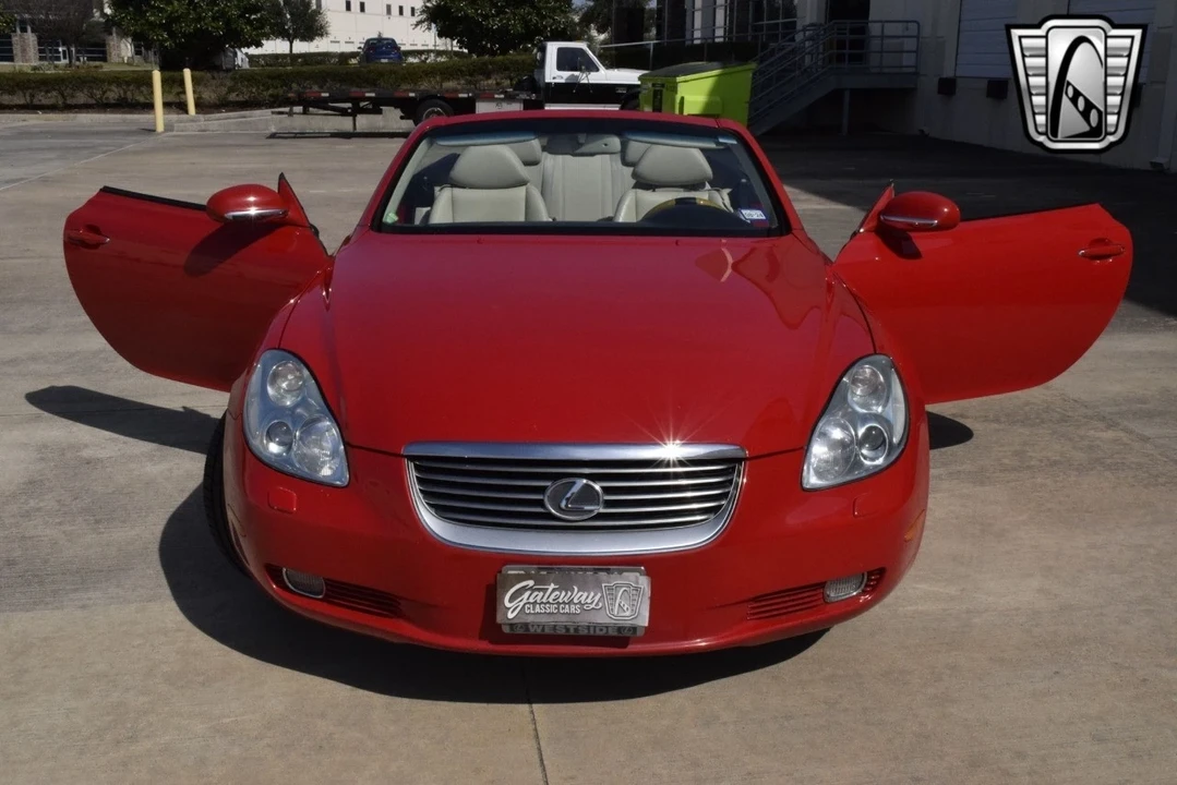 2003 Lexus SC430 - Image 4 of 21